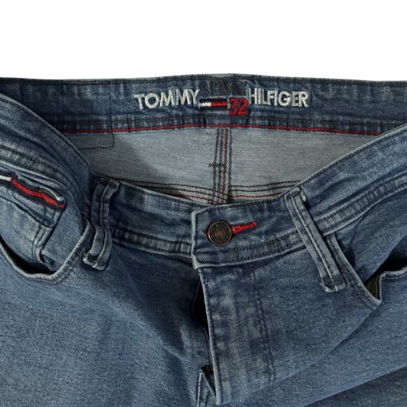 Tommy Hilfiger Distressed Denim: Classic Rebel 32 Waist Jeans Straight Leg - Picture 2 of 7